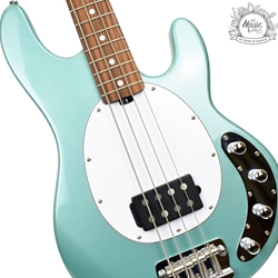 
							Image of Sterling Stingray 34 - Dorado Green