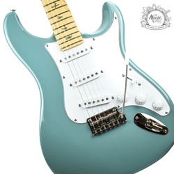 
							Image of PRS SE Silver Sky Maple J22PXMXN12J
